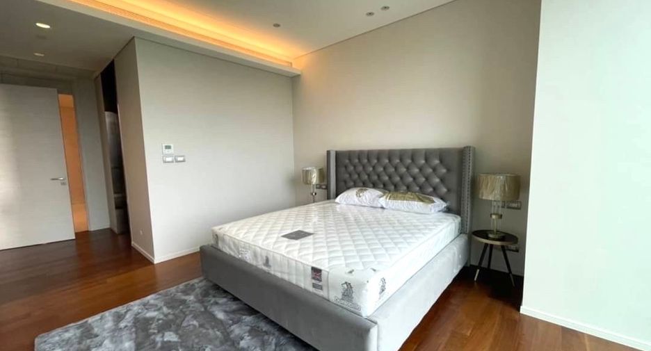 For sale 2 ベッドルーム condo in Pathum Wan, Bangkok