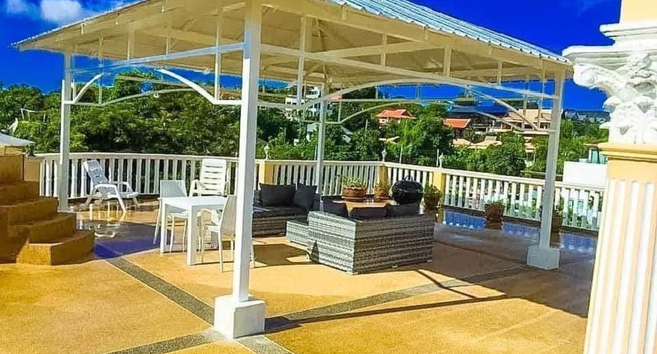 For sale 6 bedrooms condo in Mueang Phuket, Phuket