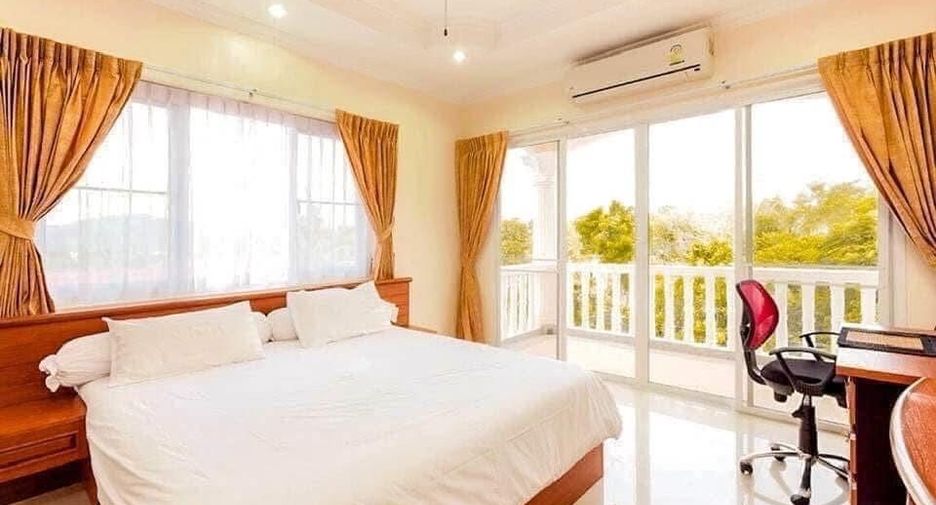 For sale 6 bedrooms condo in Mueang Phuket, Phuket