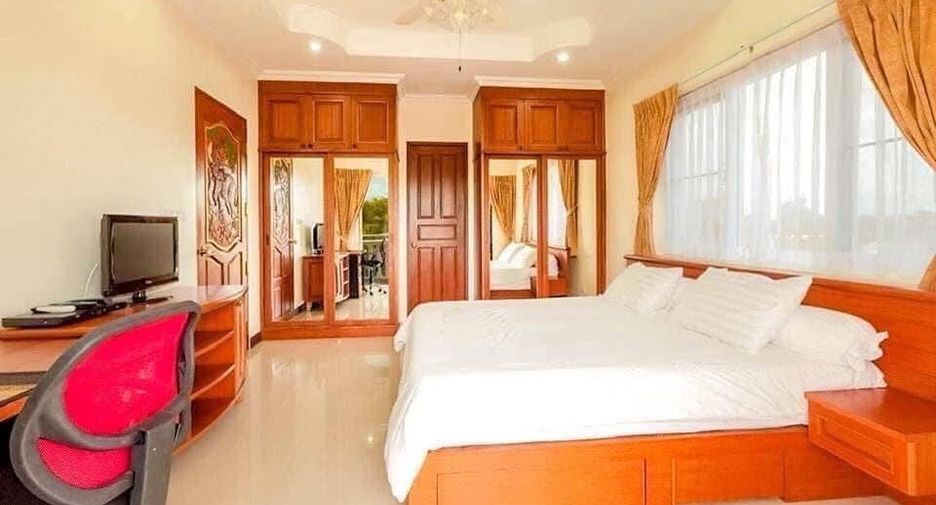 For sale 6 bedrooms condo in Mueang Phuket, Phuket