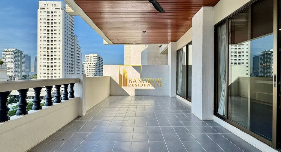 For rent 3 ベッドルーム apartment in Khlong Toei, Bangkok