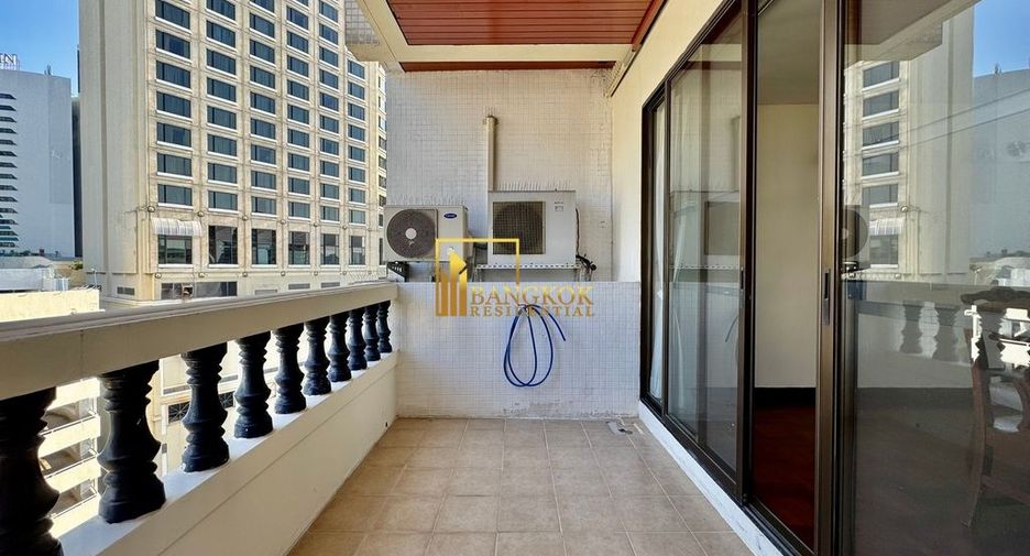 For rent 3 ベッドルーム apartment in Khlong Toei, Bangkok