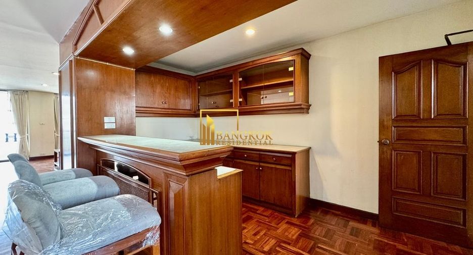 For rent 3 ベッドルーム apartment in Khlong Toei, Bangkok