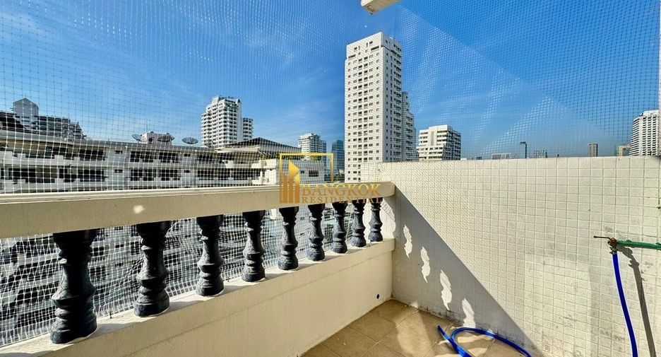For rent 3 ベッドルーム apartment in Khlong Toei, Bangkok