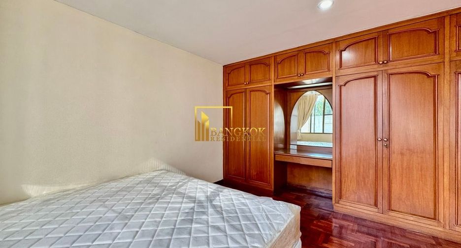 For rent 3 ベッドルーム apartment in Khlong Toei, Bangkok