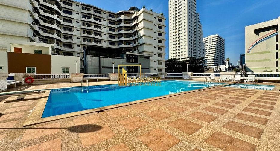 For rent 3 ベッドルーム apartment in Khlong Toei, Bangkok