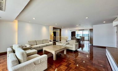 For rent 3 bedrooms apartment in Khlong Toei, Bangkok