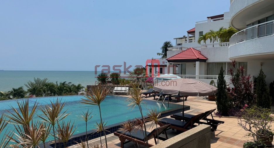 For rent and for sale 3 bedrooms villa in Bang Lamung, Chonburi