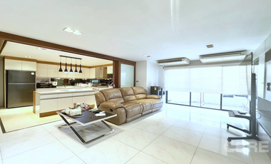 For sale 2 bedrooms condo in Watthana, Bangkok