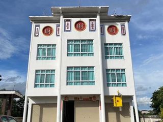 For sale 9 ベッドルーム retail Space in Mueang Chon Buri, Chonburi