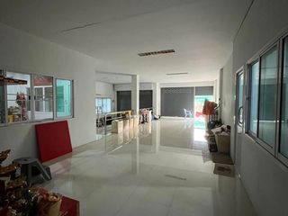 For sale 9 ベッドルーム retail Space in Mueang Chon Buri, Chonburi