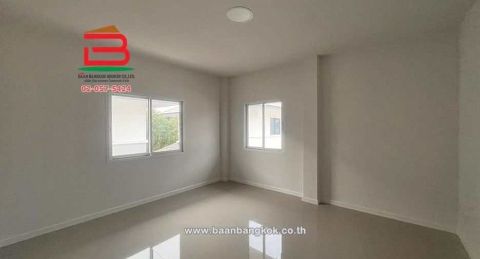 For sale 3 bedrooms house in Lat Lum Kaeo, Pathum Thani