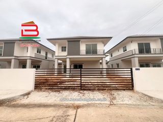 出售 3 卧室 独立屋 在 Lat Lum Kaeo, Pathum Thani