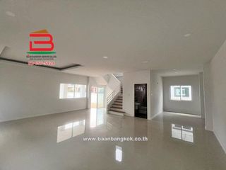 出售 3 卧室 独立屋 在 Lat Lum Kaeo, Pathum Thani