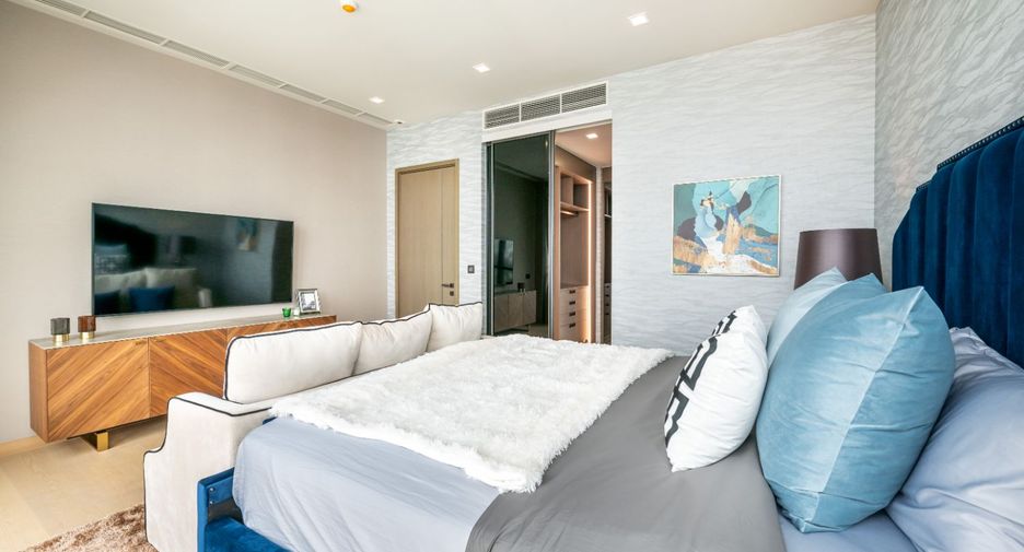 For rent and for sale 2 bedrooms condo in Watthana, Bangkok
