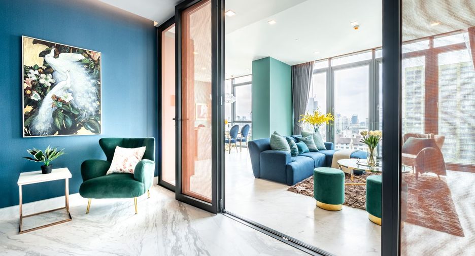 For rent and for sale 2 bedrooms condo in Watthana, Bangkok
