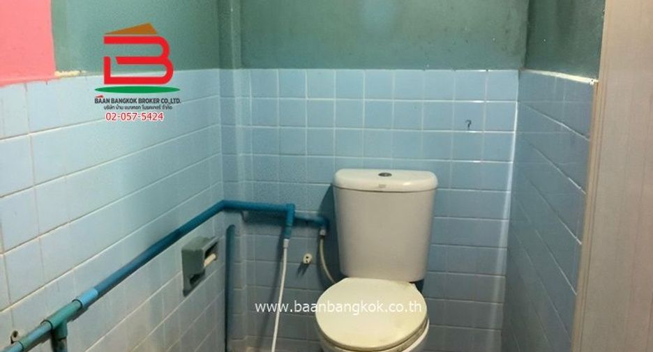 For sale 3 bedrooms retail Space in Mueang Samut Prakan, Samut Prakan