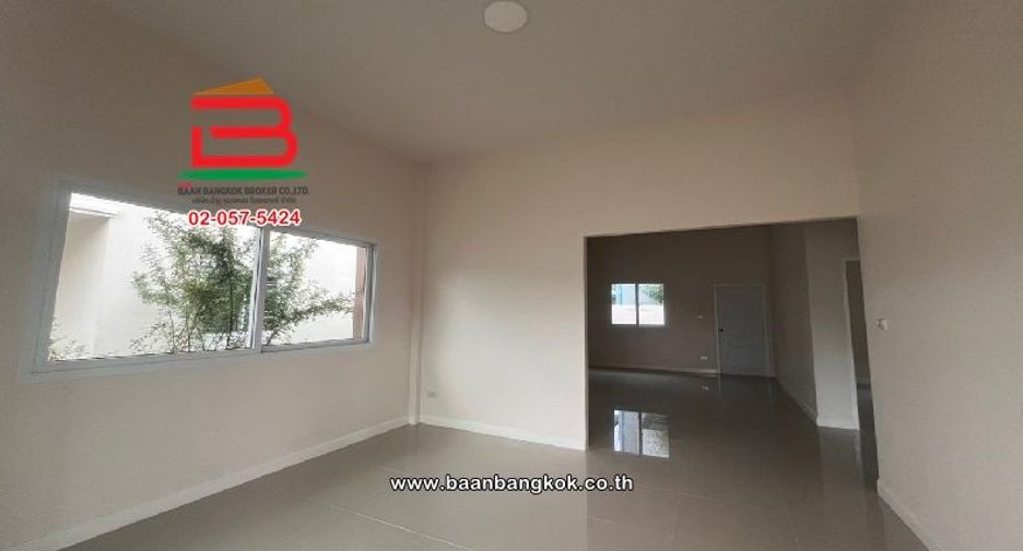 For sale 2 bedrooms house in Lat Lum Kaeo, Pathum Thani