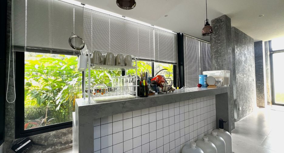 Casa en alquiler y en venta de 3 habitaciones en Mueang Krabi, Krabi