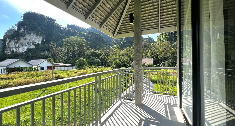 Casa en alquiler y en venta de 3 habitaciones en Mueang Krabi, Krabi