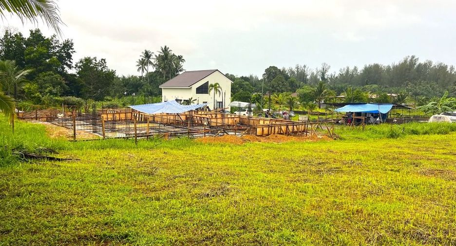 For sale 11 bedrooms retail Space in Takua Pa, Phang Nga