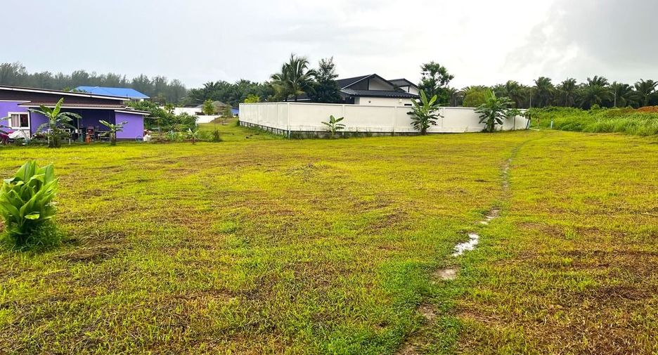 For sale 11 bedrooms retail Space in Takua Pa, Phang Nga
