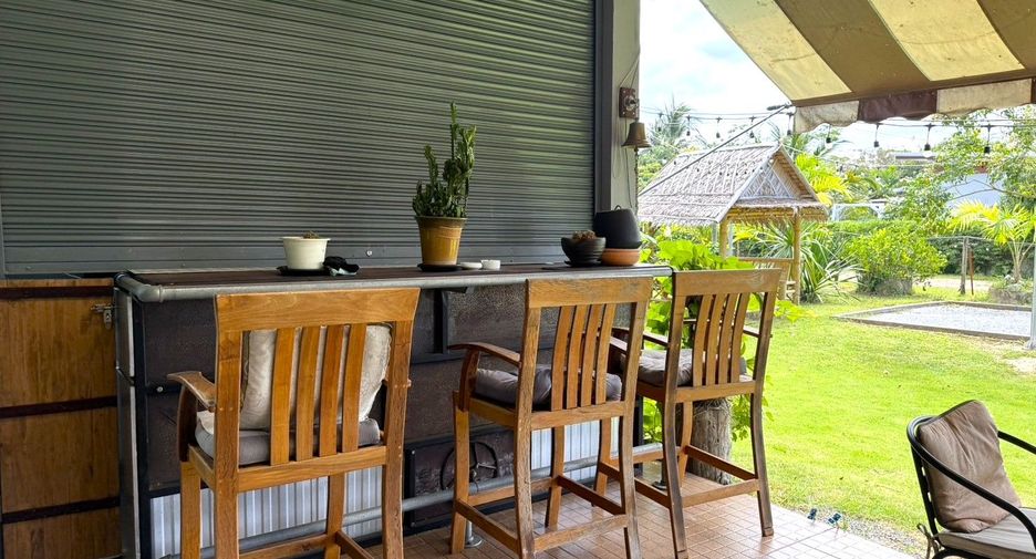 For sale 11 Beds retail Space in Takua Pa, Phang Nga