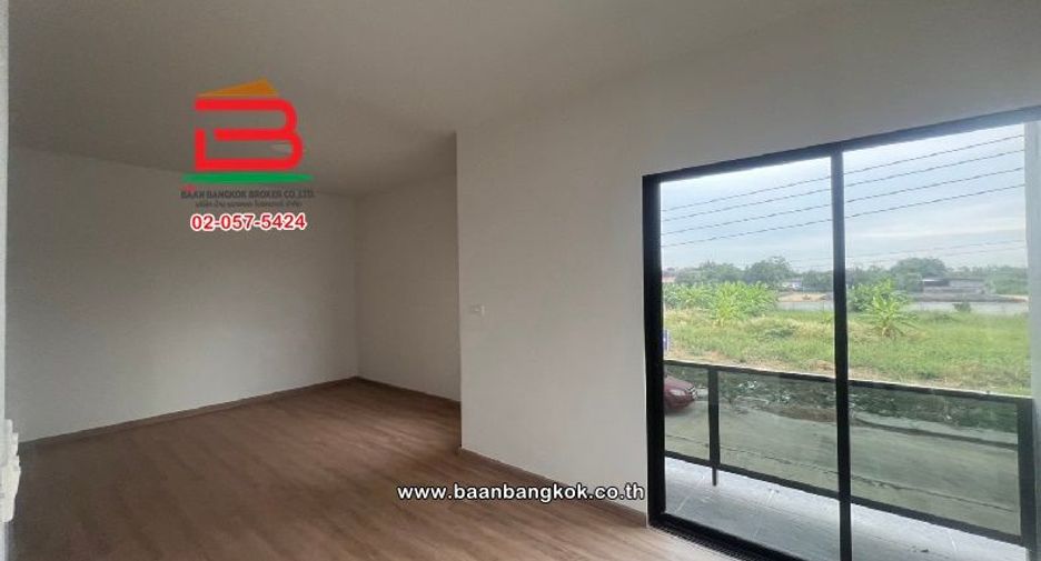 For sale 3 bedrooms house in Lat Lum Kaeo, Pathum Thani