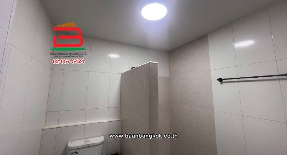 For sale 3 bedrooms house in Lat Lum Kaeo, Pathum Thani