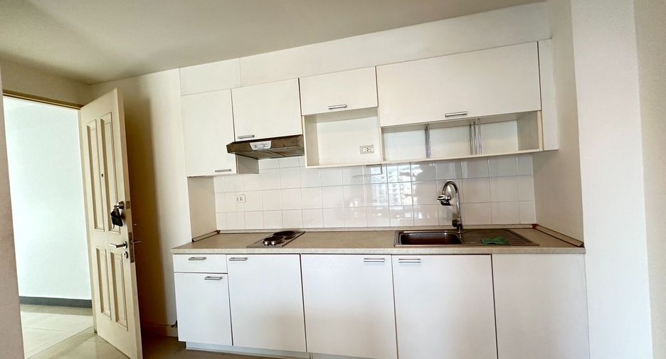 Продажа 2 спальни кондо в Щаттхана, Бангкок