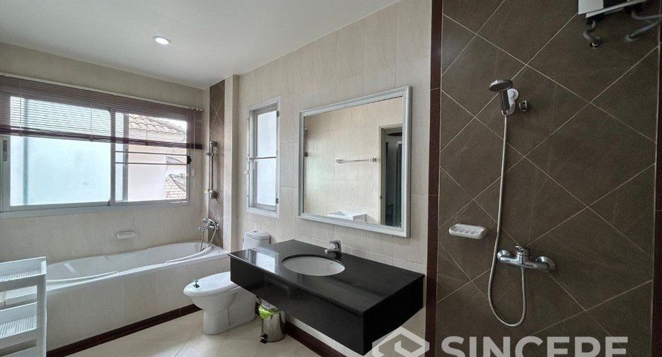 For rent 4 bedrooms house in Thalang, Phuket