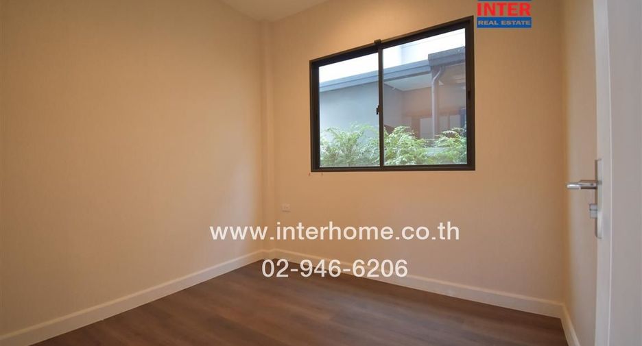For sale 4 bed house in Pak Kret, Nonthaburi