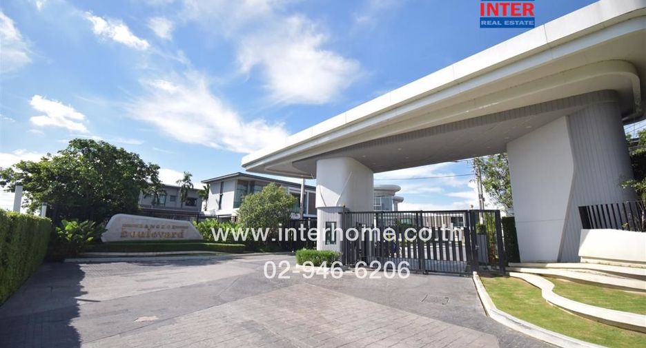 For sale 4 bed house in Pak Kret, Nonthaburi