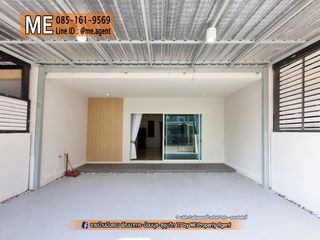 For sale 3 bed townhouse in Suan Luang, Bangkok