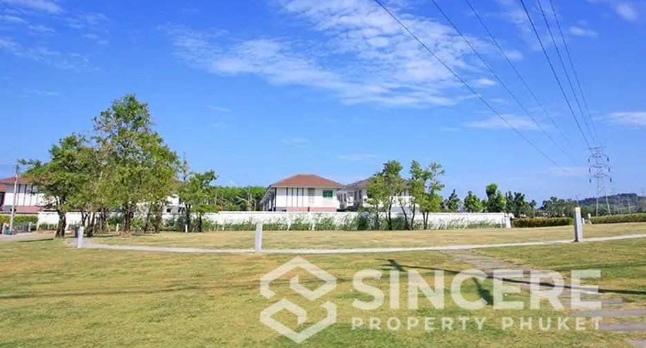 For rent 3 bedrooms house in Mueang Phuket, Phuket
