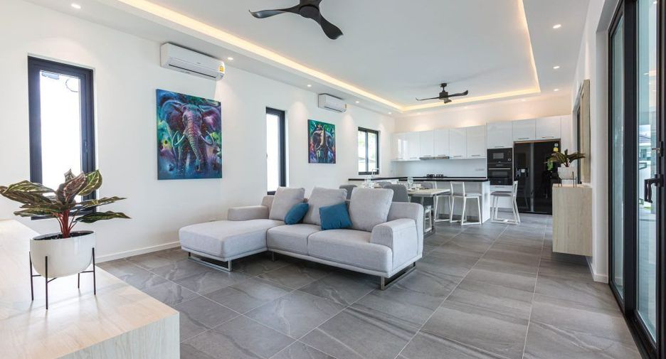 For sale 3 bedrooms villa in Hua Hin, Prachuap Khiri Khan