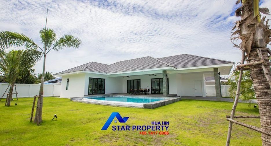 For sale 3 bedrooms villa in Hua Hin, Prachuap Khiri Khan