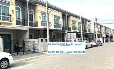 For sale 2 bedrooms townhouse in Lat Krabang, Bangkok