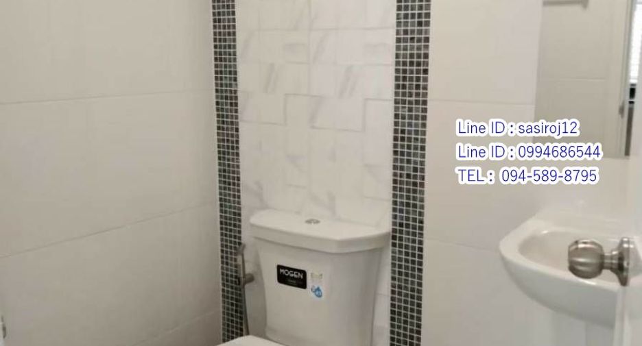 For sale 2 bedrooms townhouse in Lat Krabang, Bangkok
