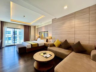 For rent 1 bed serviced apartment in Khlong Toei, Bangkok