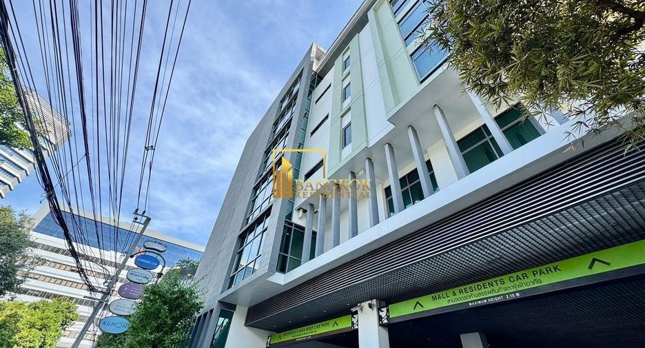 For rent 2 ベッドルーム serviced apartment in Khlong Toei, Bangkok