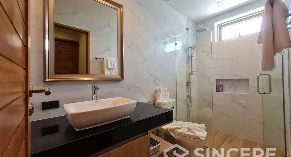 For rent 3 bedrooms villa in Thalang, Phuket