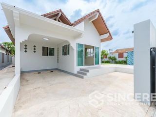 For rent and for sale 3 bedrooms villa in Thalang, Phuket