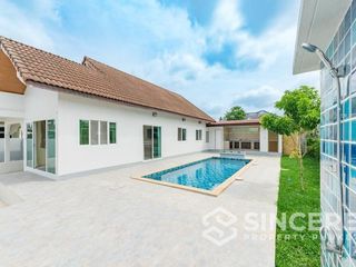 For rent and for sale 3 bedrooms villa in Thalang, Phuket