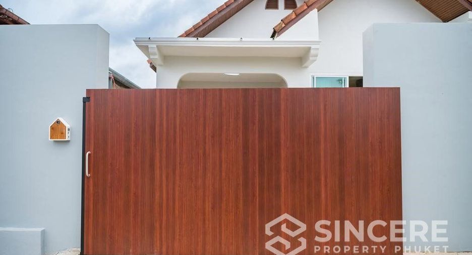 For rent and for sale 3 bedrooms villa in Thalang, Phuket