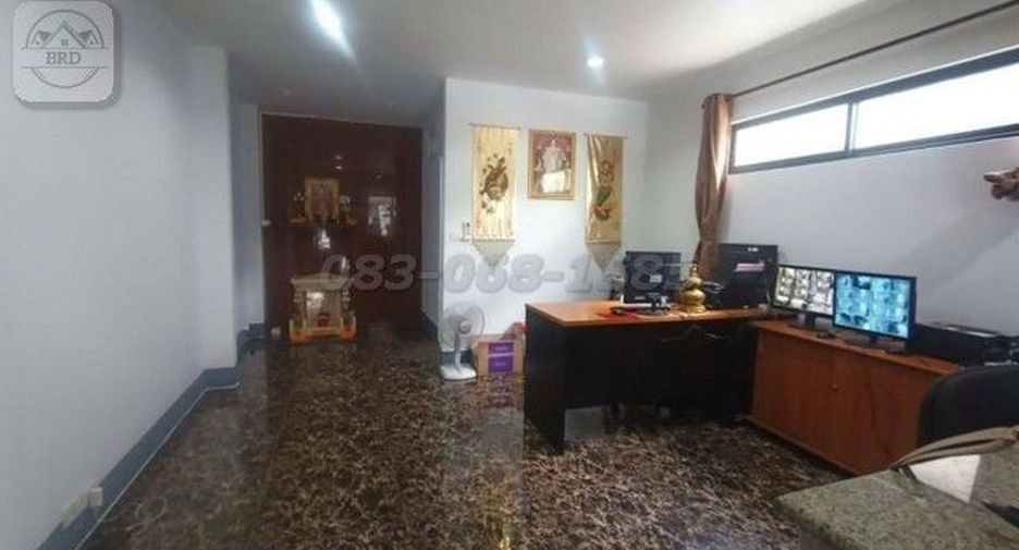 For sale 109 ベッドルーム apartment in Bang Sao Thong, Samut Prakan