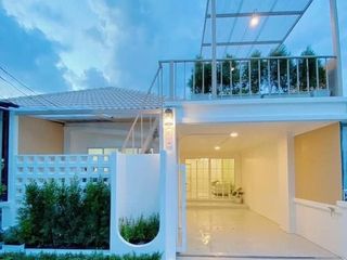 出售 3 卧室 联排别墅 在 San Sai, Chiang Mai