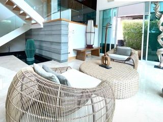 À louer 5 chambres maison à Yan Nawa, Bangkok