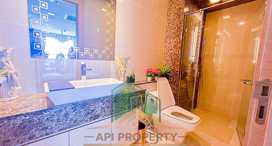 For rent 2 bedrooms condo in Bang Lamung, Chonburi