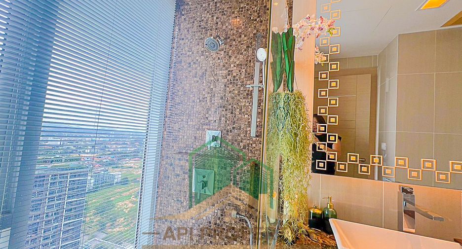 For rent 2 bedrooms condo in Bang Lamung, Chonburi
